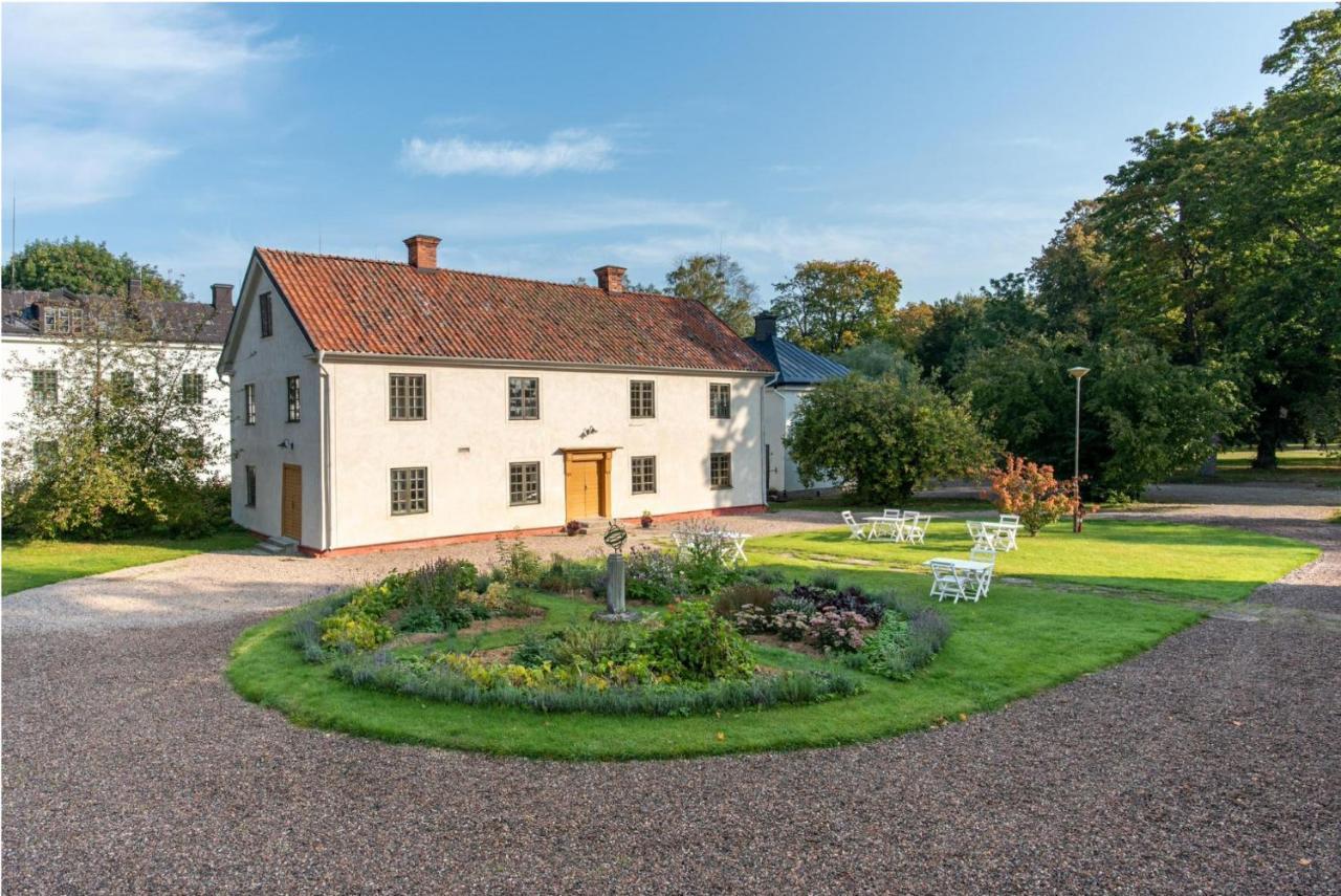 Hotell Dahlstroemska Garden ヴァステーナ エクステリア 写真